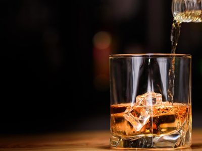 A MENOS CUARTO EN BALMORAL