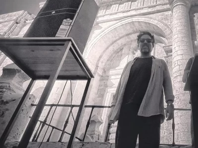 VEIS COMO SOY NORMAL