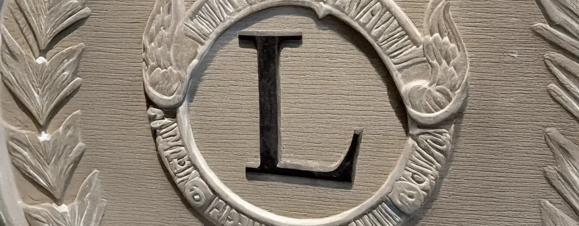 L