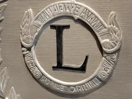 L